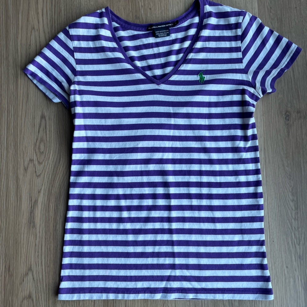 Women Ralph Lauren Sport tee size small purple, white, and green symbol